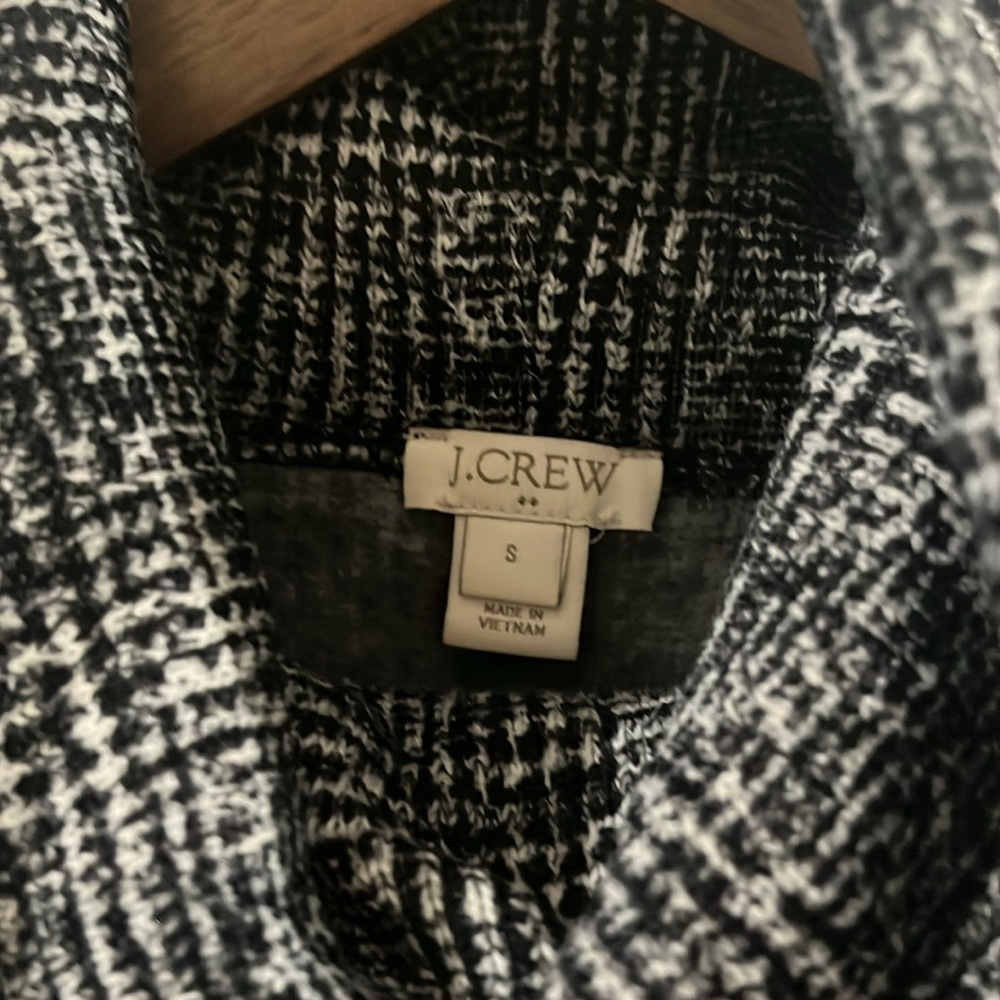 Sweater - Picture 2 of 5